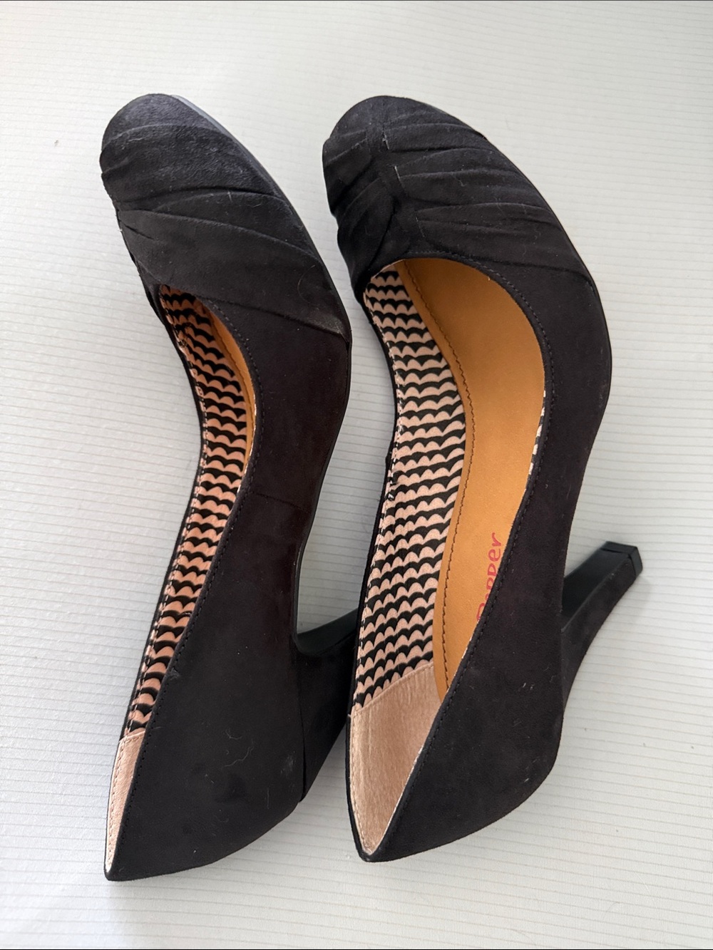 Pink & Pepper Black Round-Toe Heels with Pleated Vamp